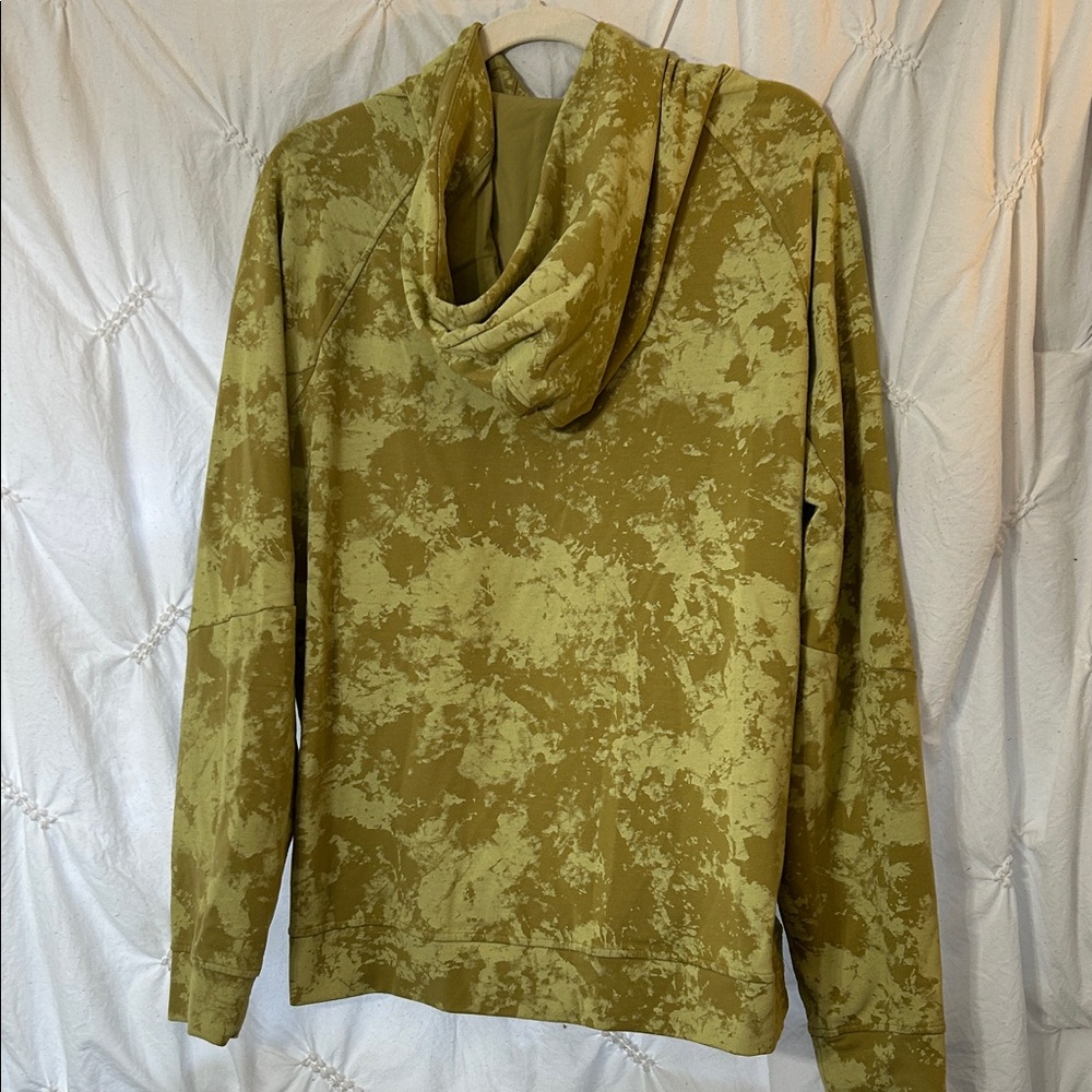 lululemon TieDye Green Hoodie-Size Medium - Picture 4 of 5